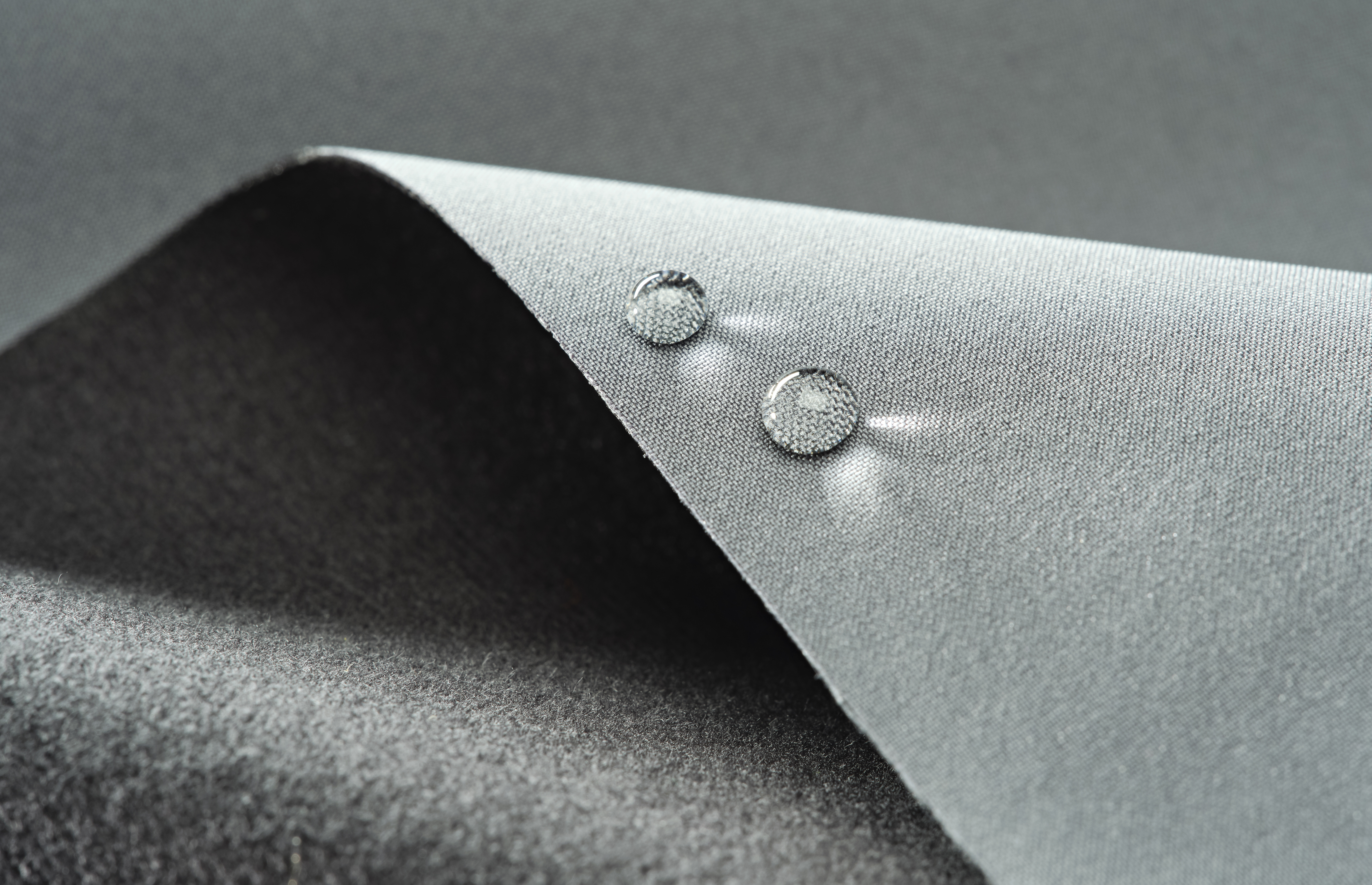 Polartec_PFAS_DWR_Waterdrops